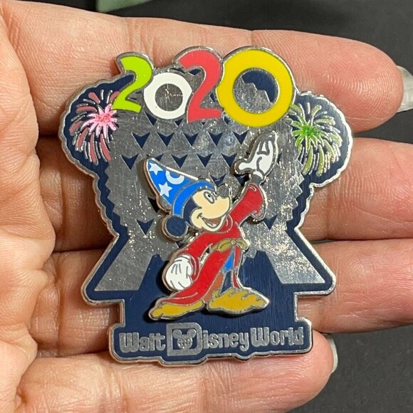 Disney Sorcerer Trading Pin Mickey Mouse Epcot 2020 Badge Lapel Pin Brooch Gift - Picture 9 of 12